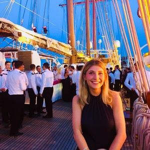 Meet your Posher, Beth